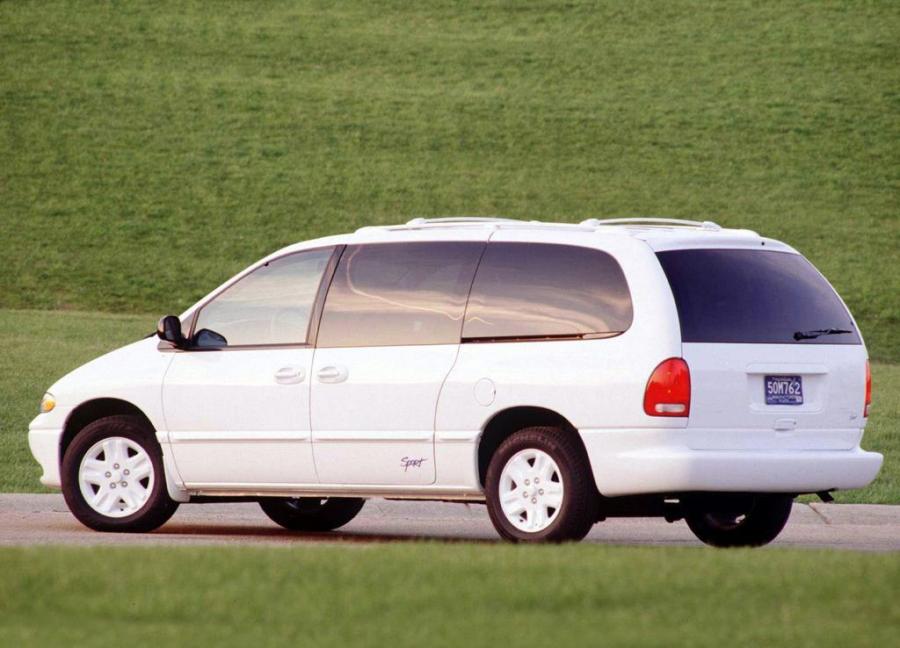  Dodge Grand Caravan 1996 года  (фото 3 из 8)